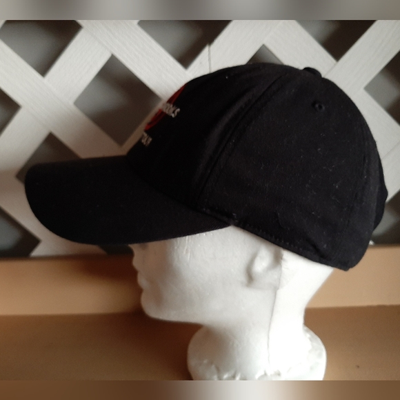 Garth Brooks World Tour Trucker Hat - Picture 2 of 4